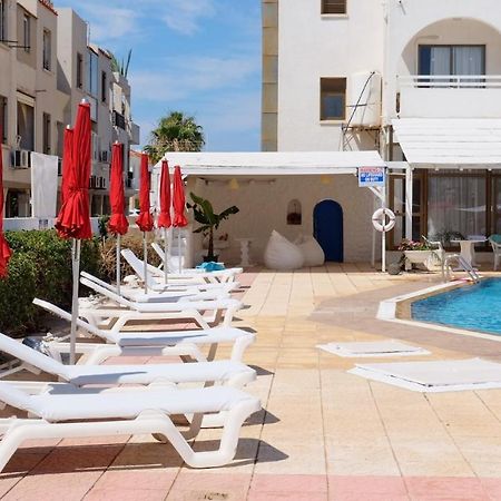 Amore Hotel Apts Paralimni Dış mekan fotoğraf