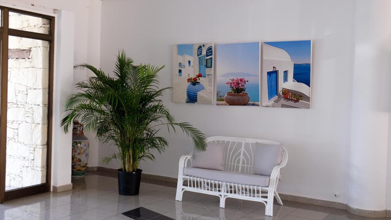 Amore Hotel Apts Paralimni Dış mekan fotoğraf